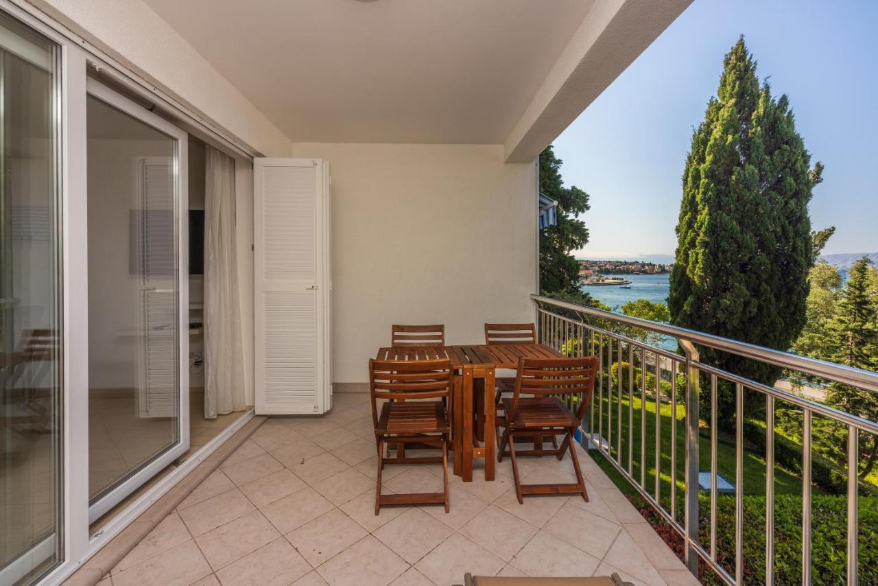 Apartmani Heta Alagic I Selce Exterior foto